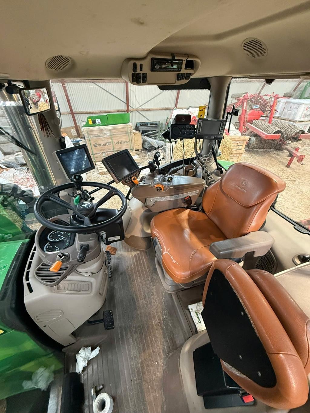 John Deere 6130R