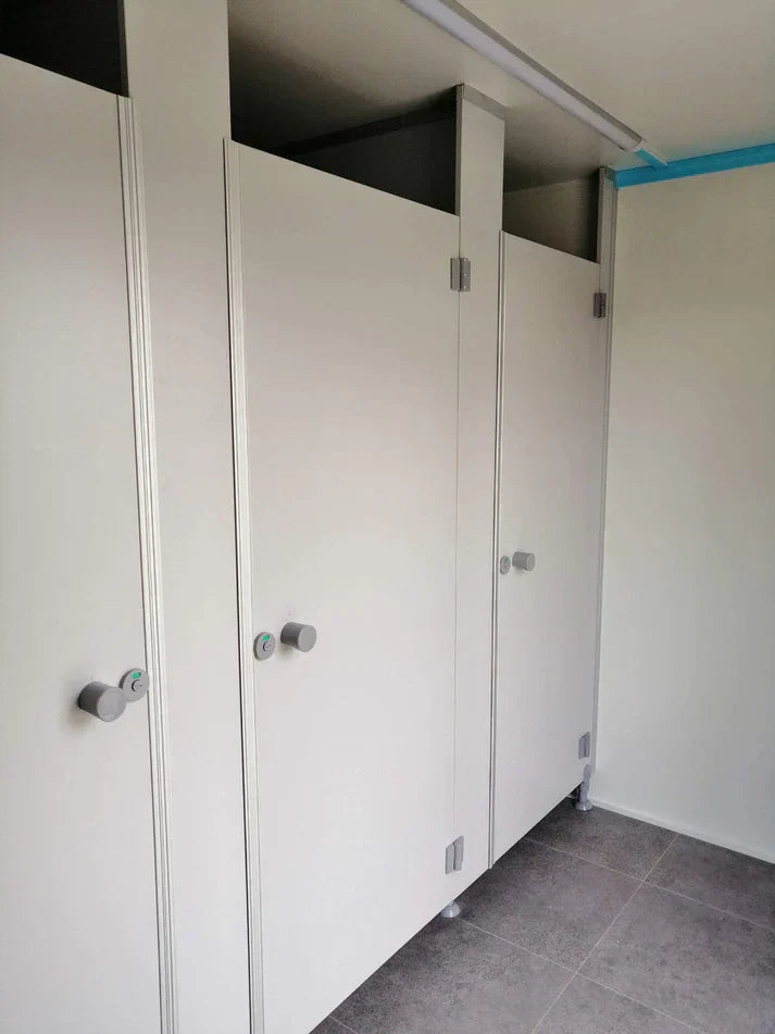 Remorque WC avec WC double 6x2,40 mètres