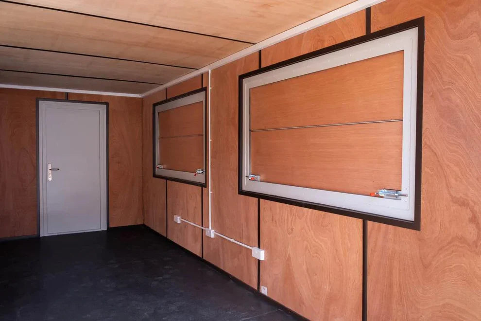 Conteneur de 20 pieds pour boutique ou kiosque avec double trappe